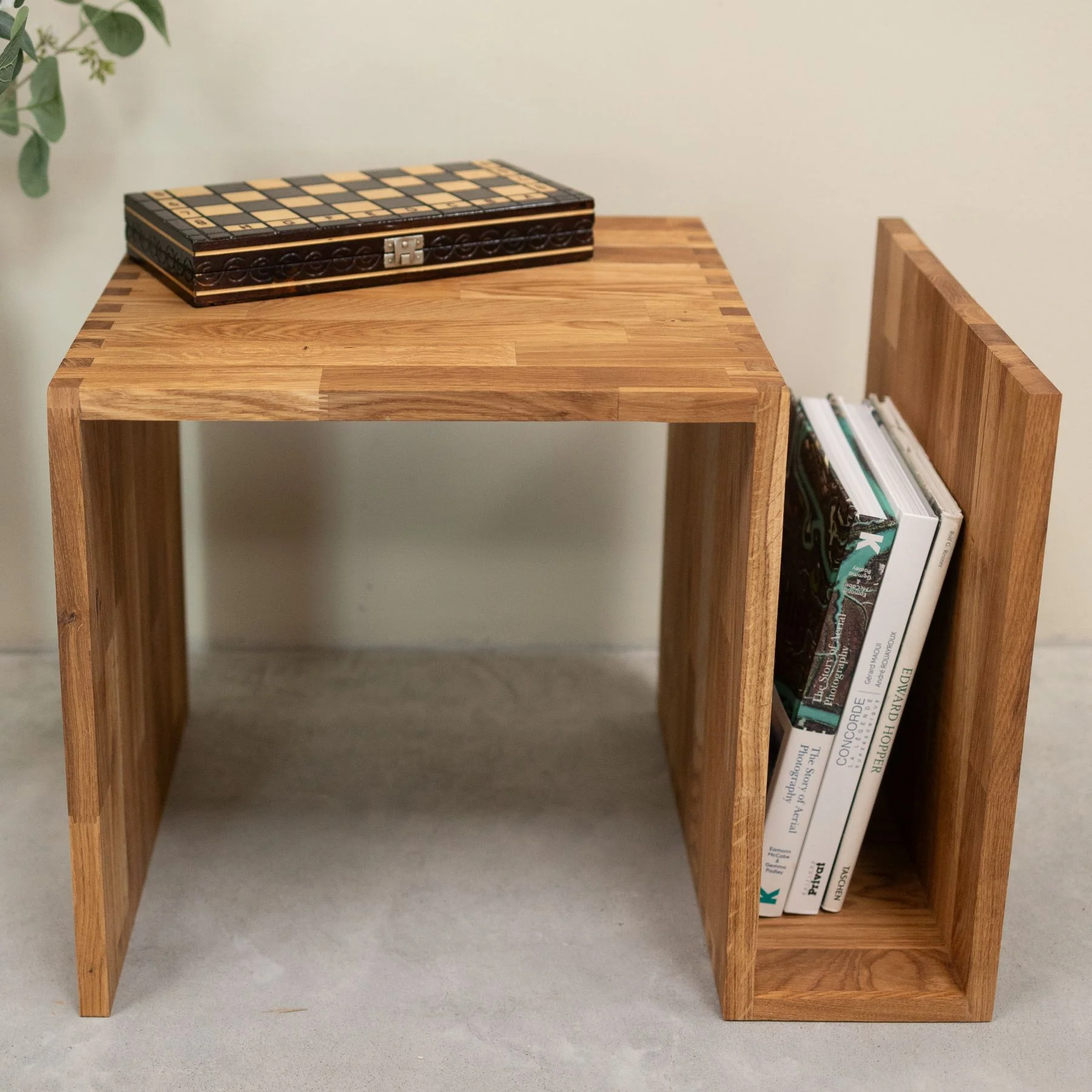Mesa auxiliar de madera maciza de roble Sofi | NordicStory - Image 9