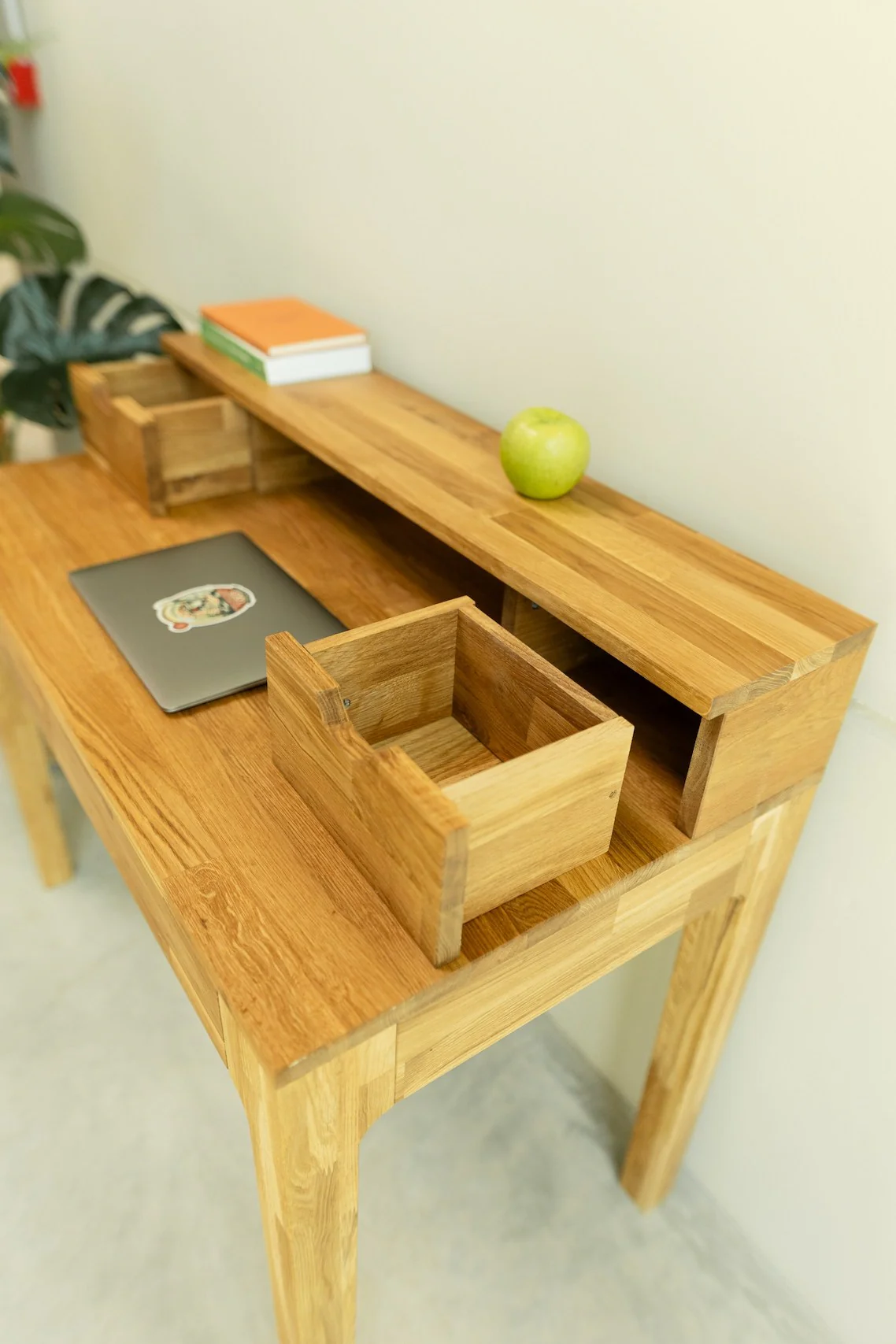 Mesa escritorio de madera maciza de roble Axel II | NordicStory - Image 5