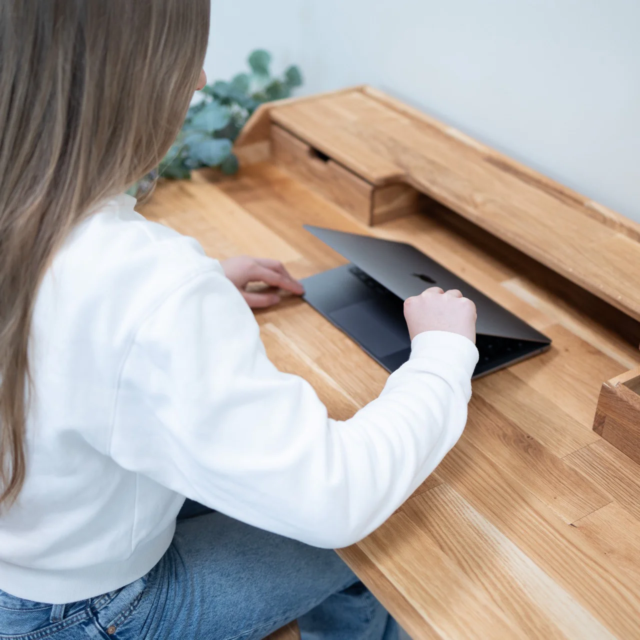 Mesa escritorio de madera maciza de roble Ana | NordicStory - Image 3