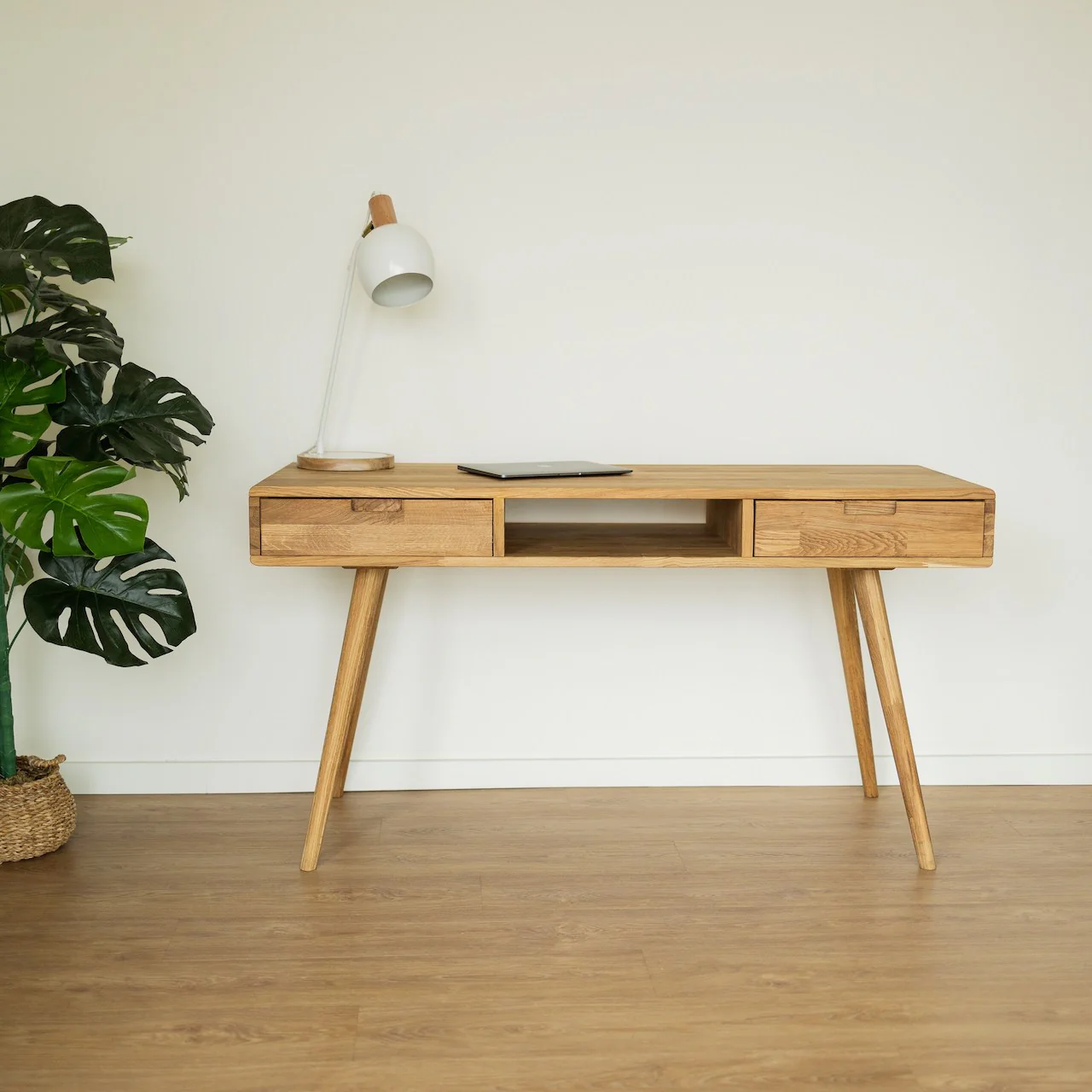 Mesa escritorio de madera maciza de roble Escandi 5 | NordicStory - Image 6