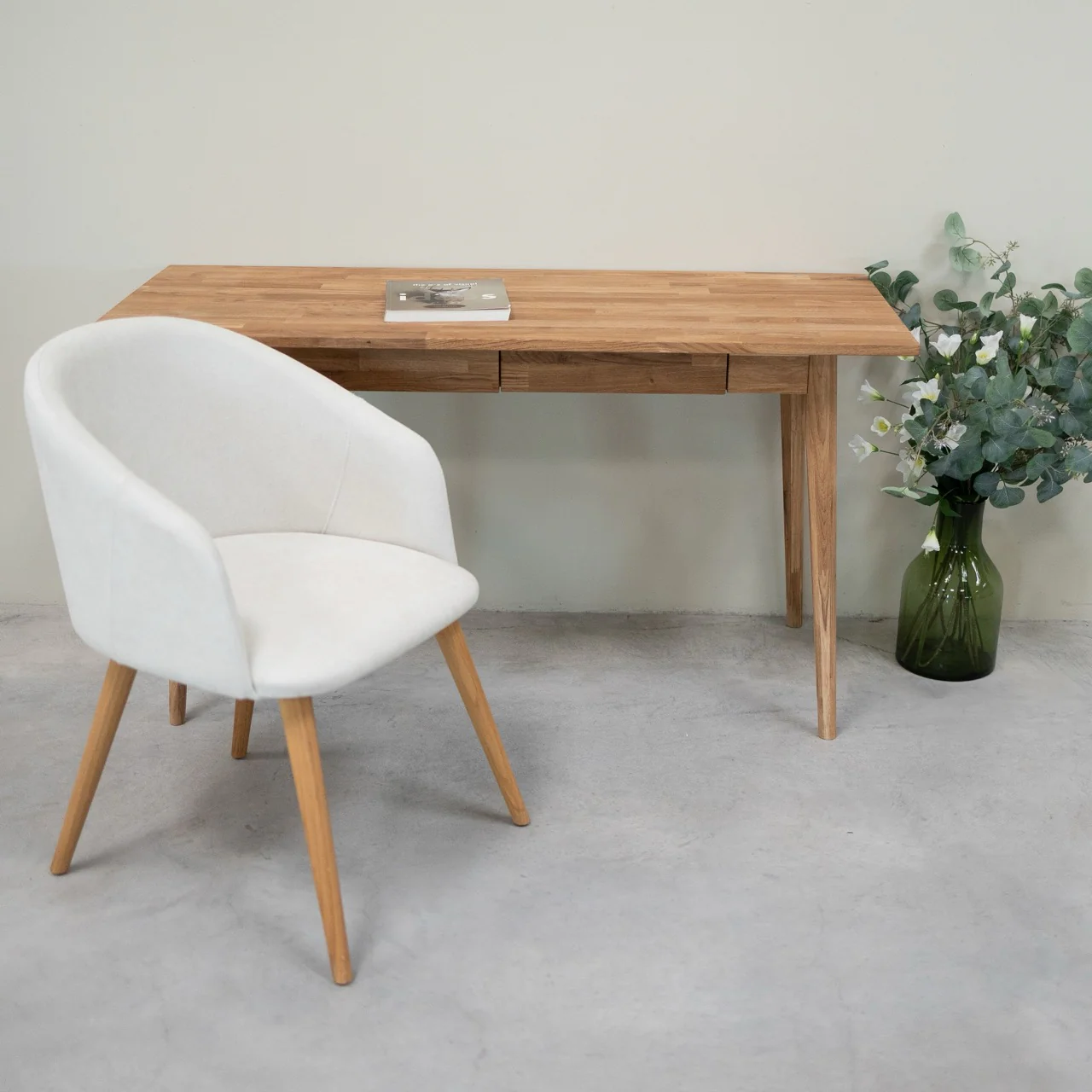 Mesa escritorio de madera maciza de roble Escandi | NordicStory - Image 7