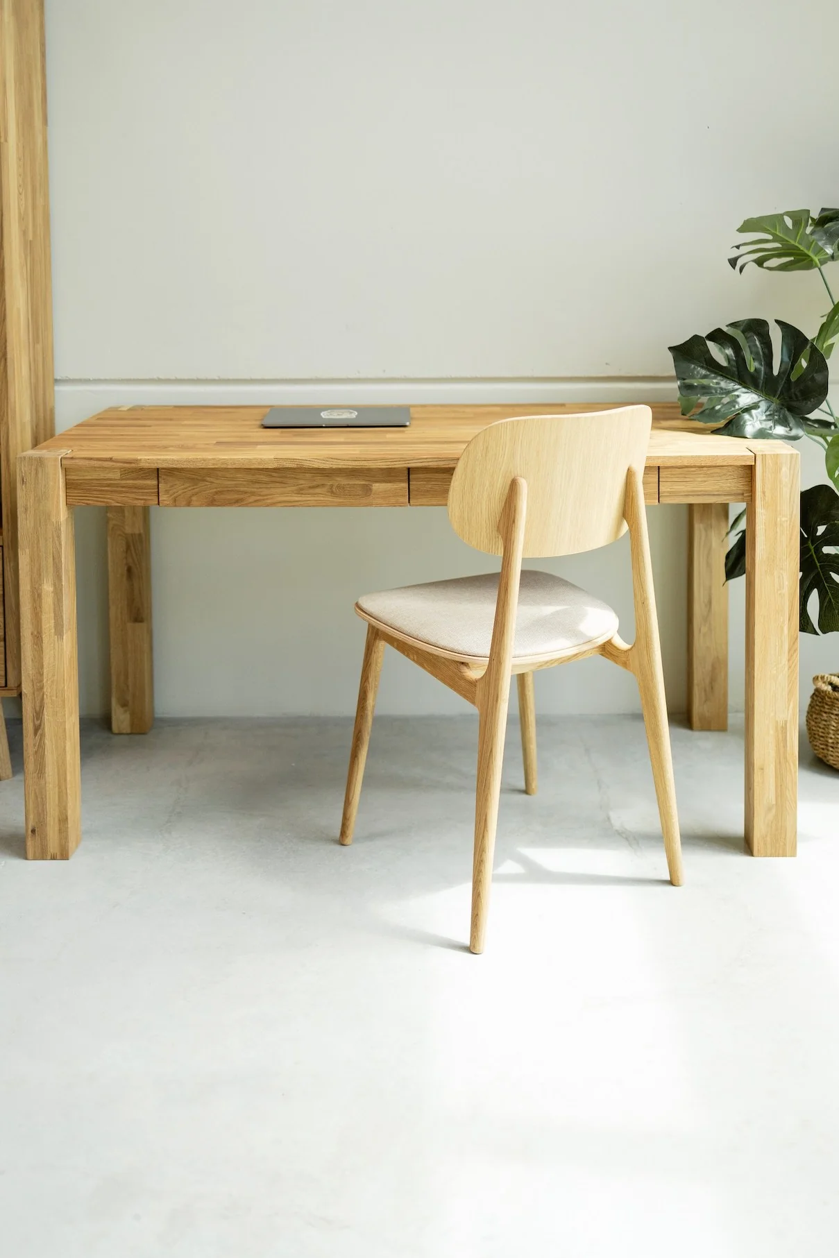 Mesa escritorio de madera maciza de roble Royal| NordicStory - Image 7