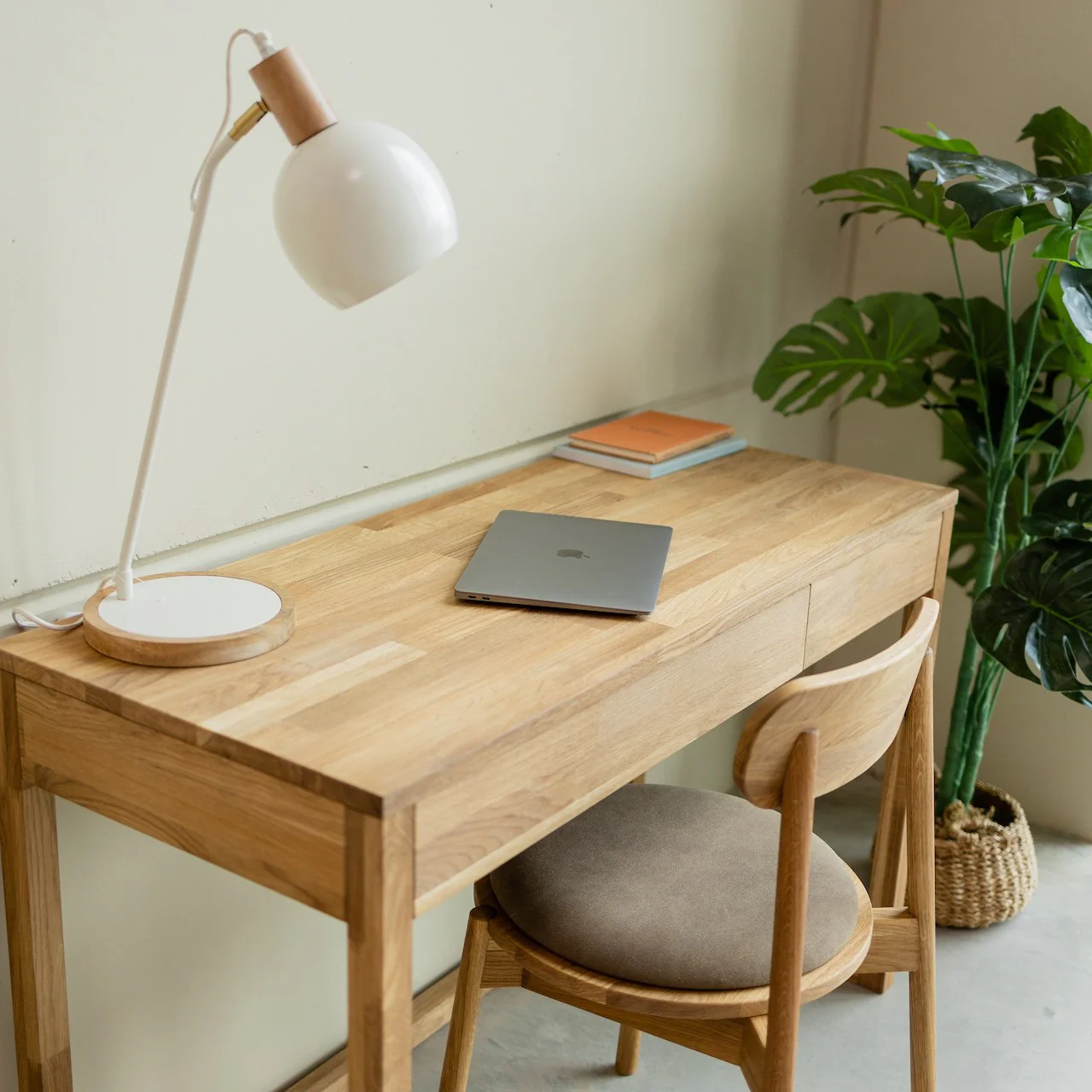 Mesa escritorio, tocador de madera maciza de roble Denmark | NordicStory - Image 6