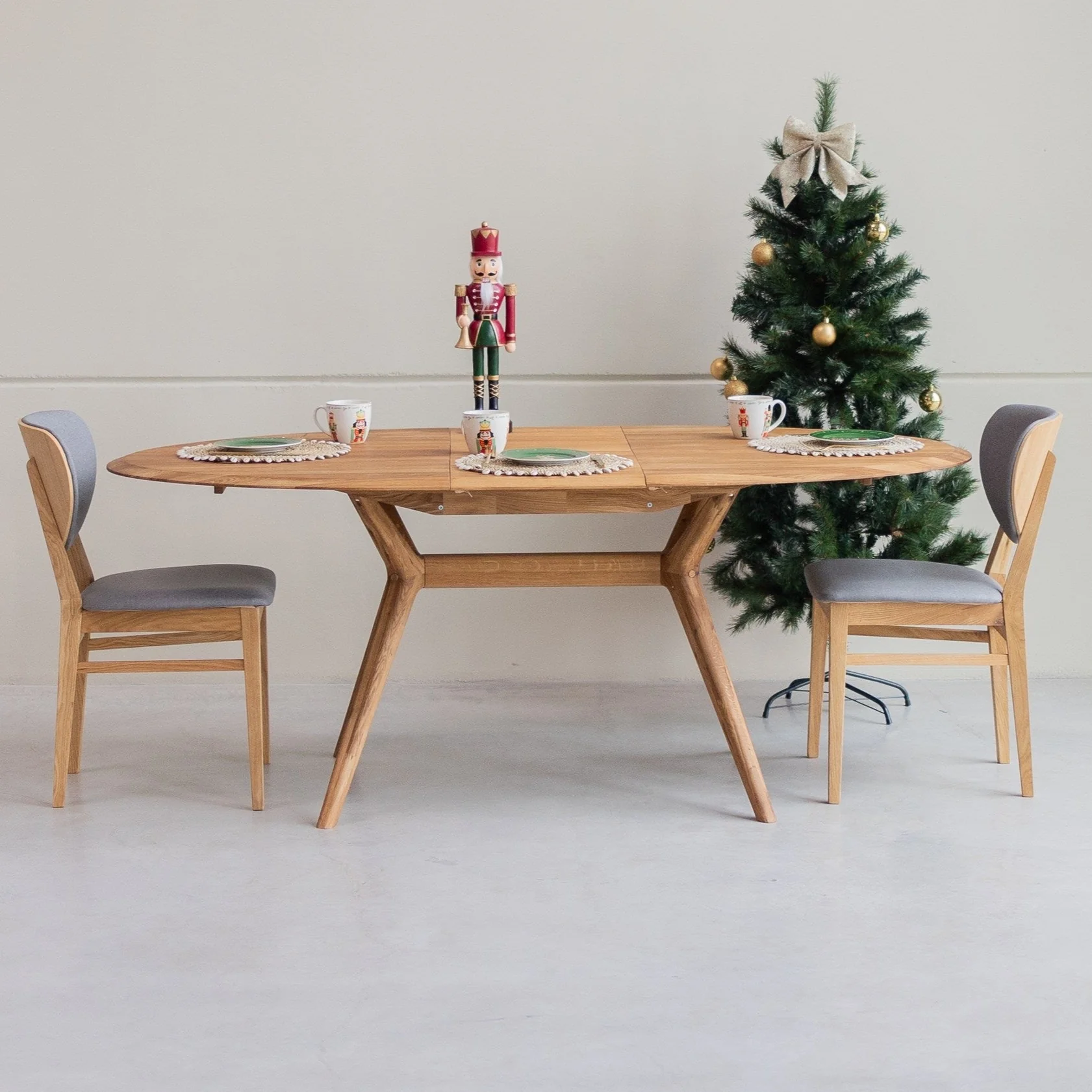Mesa extensible de comedor de madera maciza de roble Carmen | NordicStory