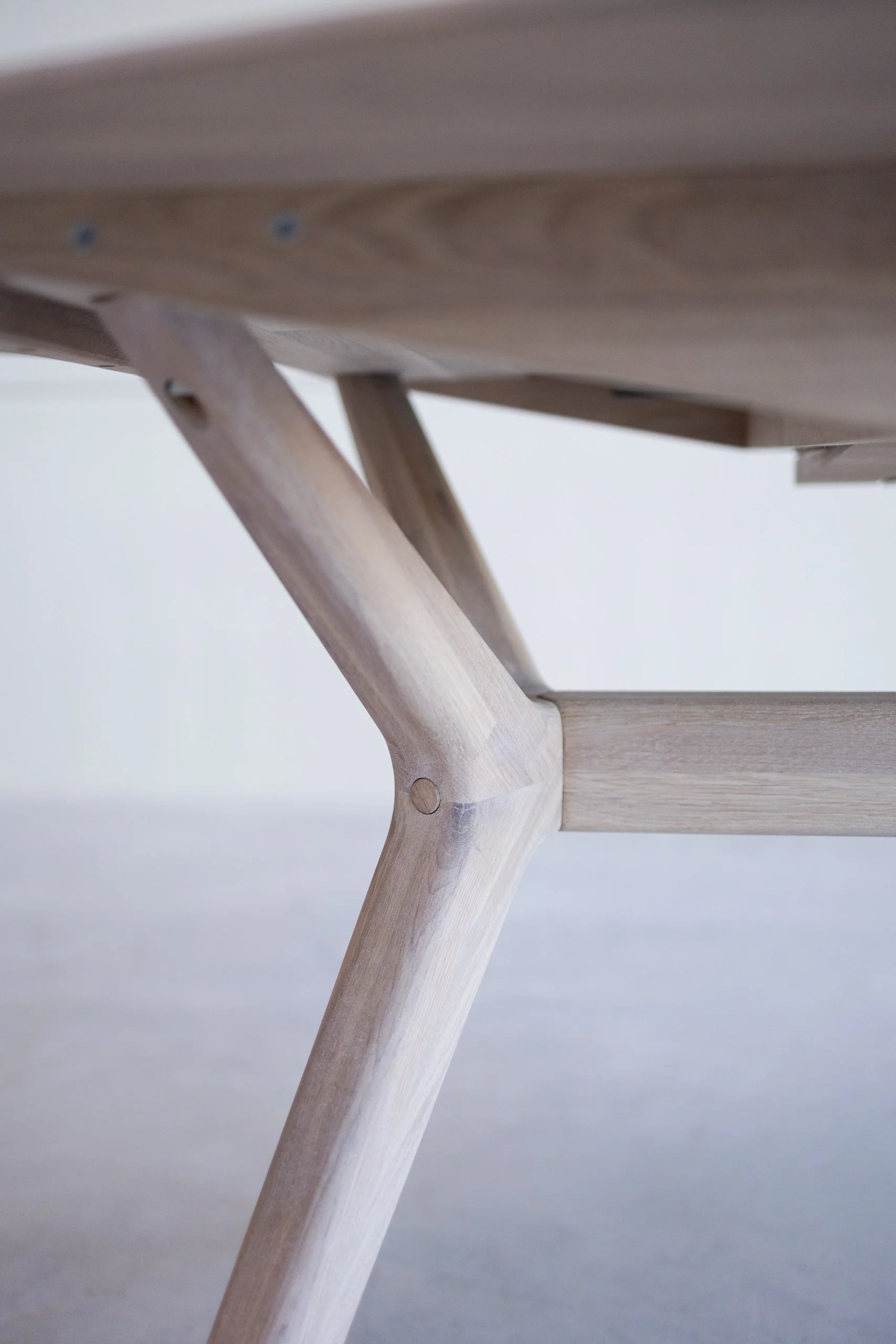 Mesa extensible de comedor de madera maciza de roble Carmen | NordicStory - Image 15