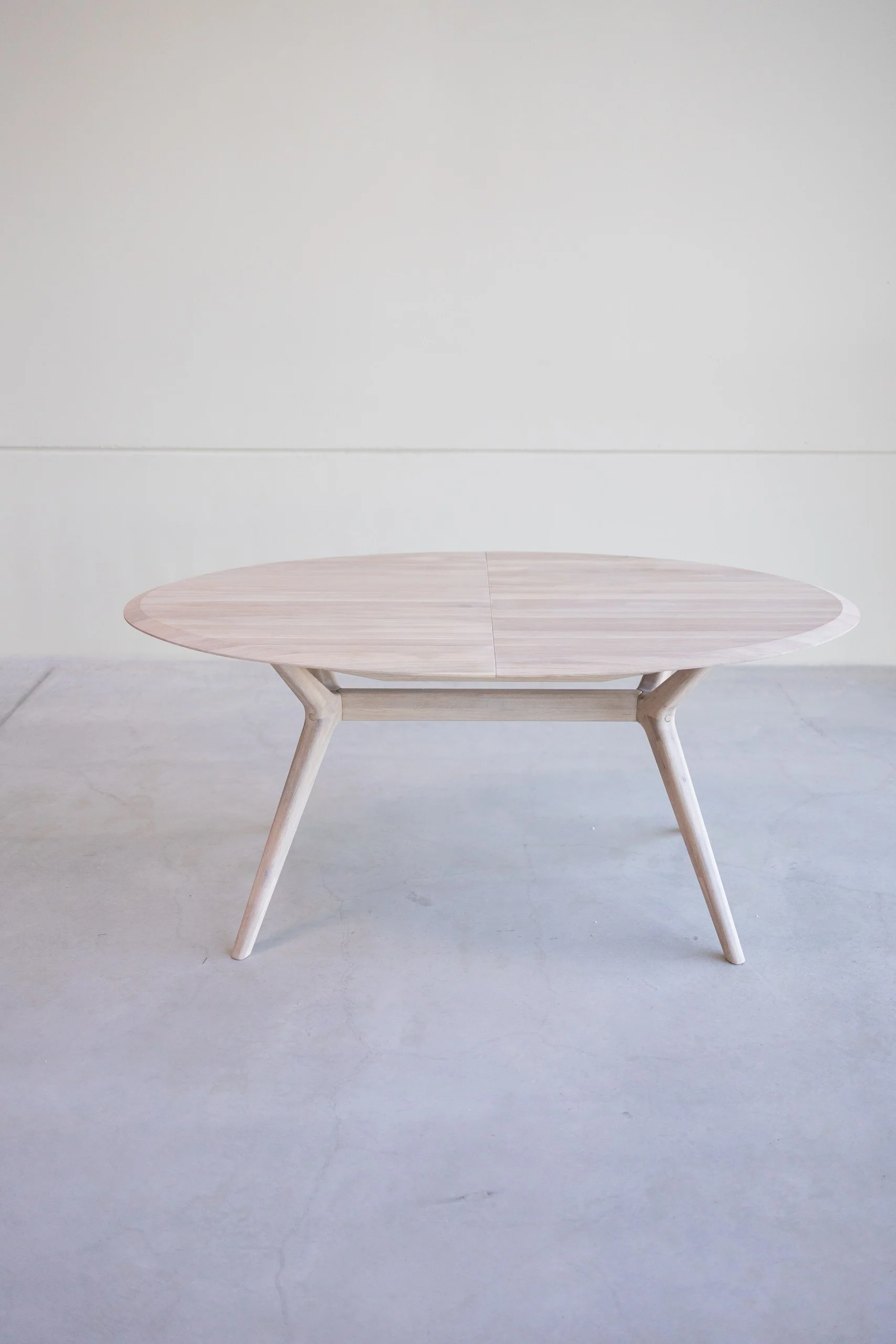 Mesa extensible de comedor de madera maciza de roble Carmen | NordicStory - Image 18