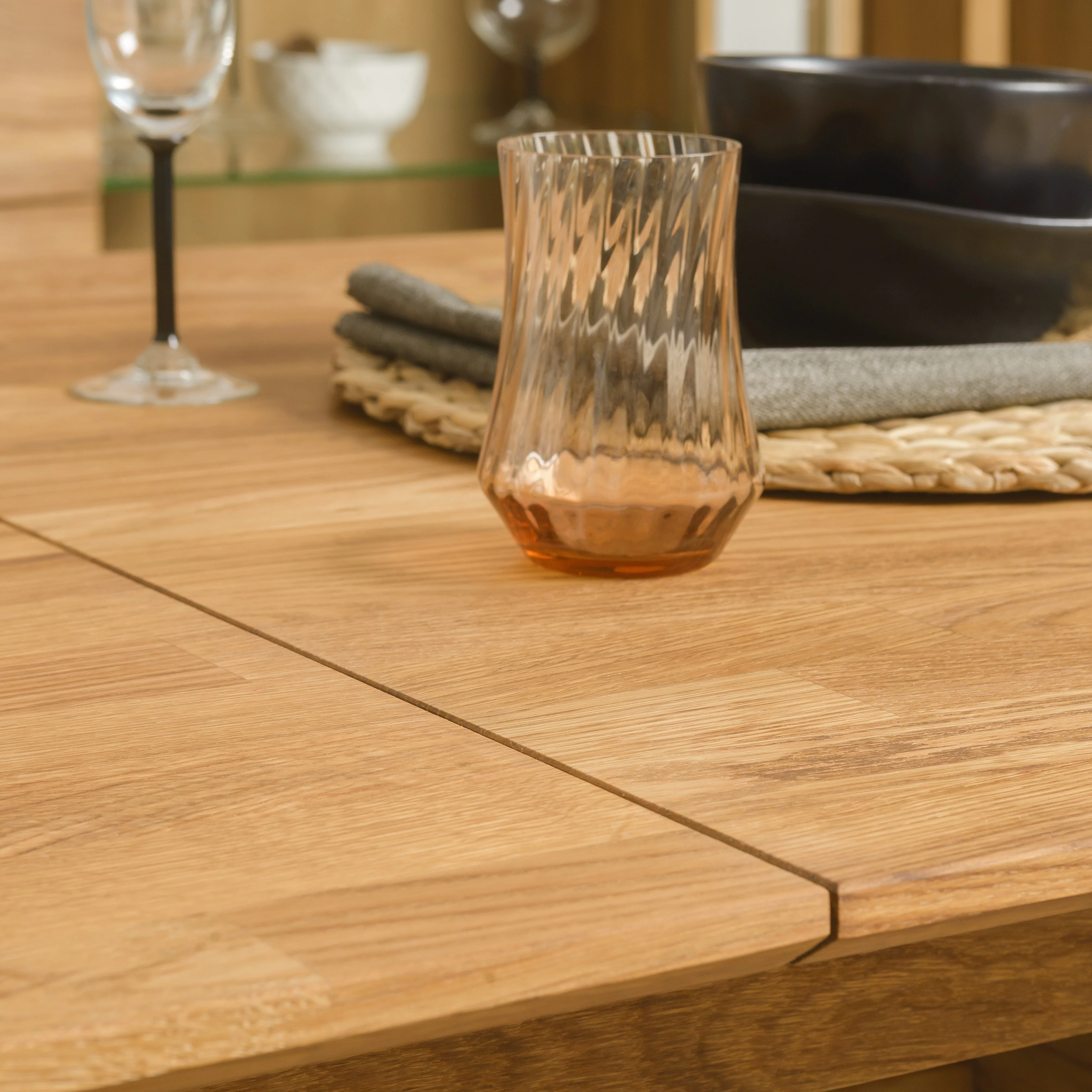 Mesa extensible de comedor de madera maciza de roble Harold | NordicStory - Image 11