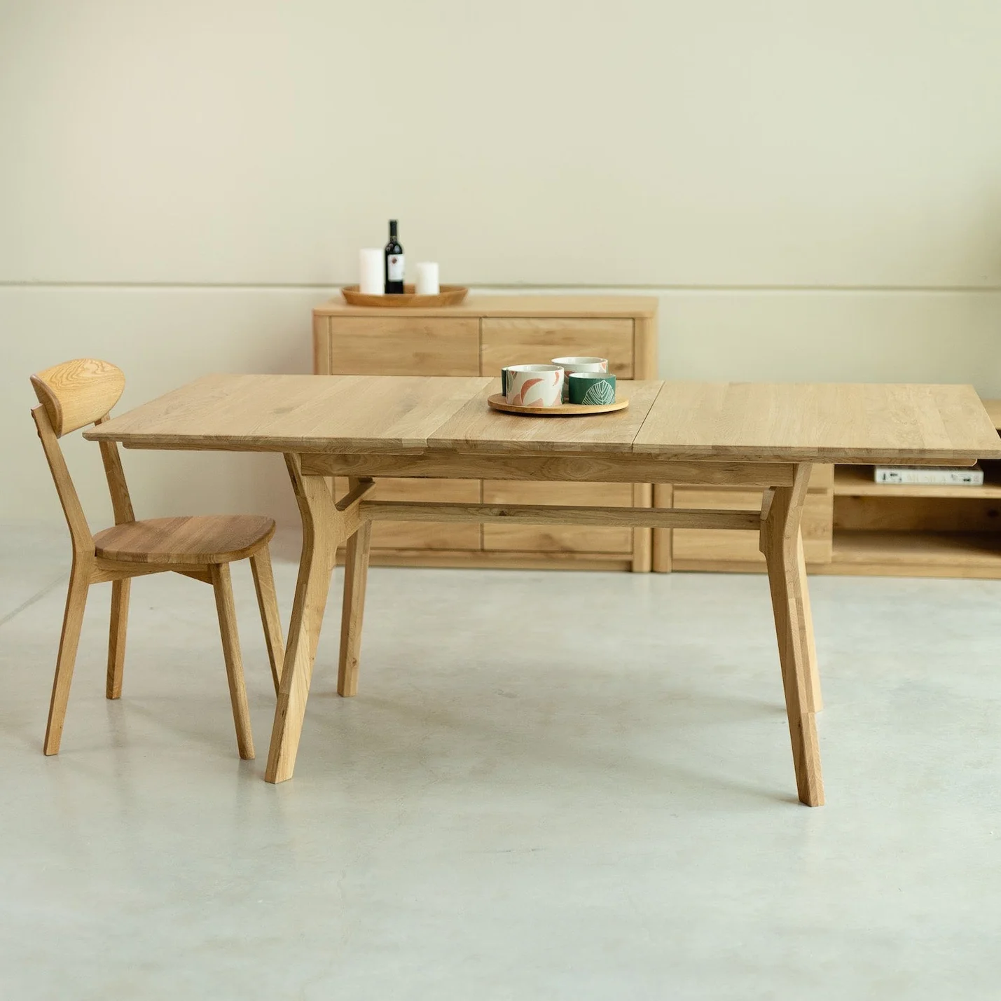 Mesa extensible de comedor de madera maciza de roble Harold | NordicStory - Image 3