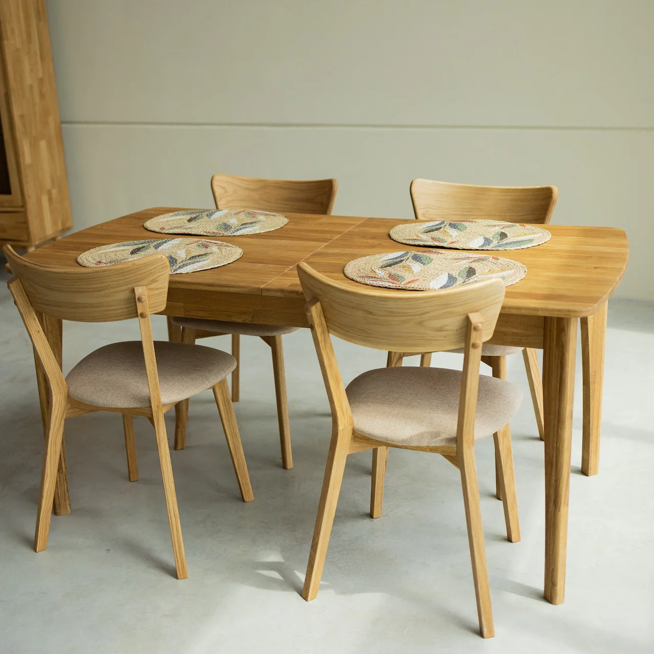 Mesa extensible de comedor de madera maciza de roble Monty | NordicStory - Image 7