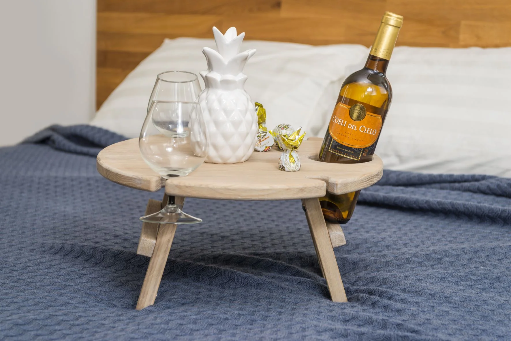 Mini mesa de vino plegable de madera maciza roble | NordicStory - Image 4