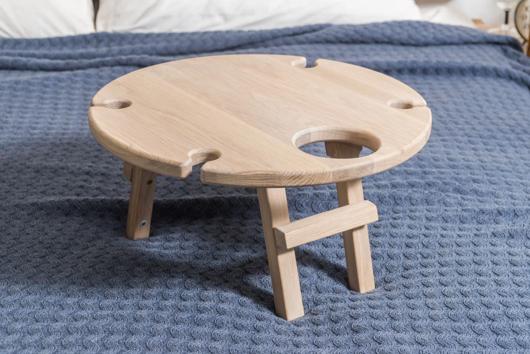Mini mesa de vino plegable de madera maciza roble | NordicStory - Image 6
