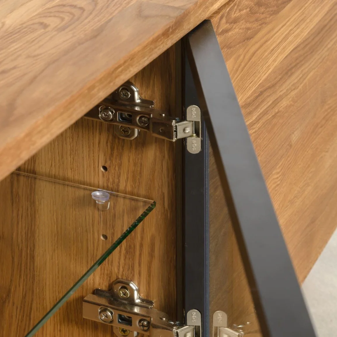 Mueble de TV de madera maciza de roble Moritz | NordicStory - Image 4