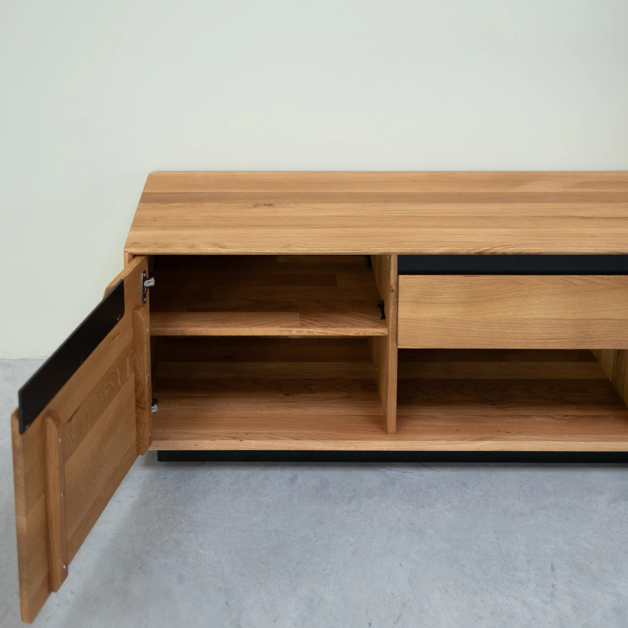 Mueble de TV de madera maciza roble Bremen | NordicStory - Image 7