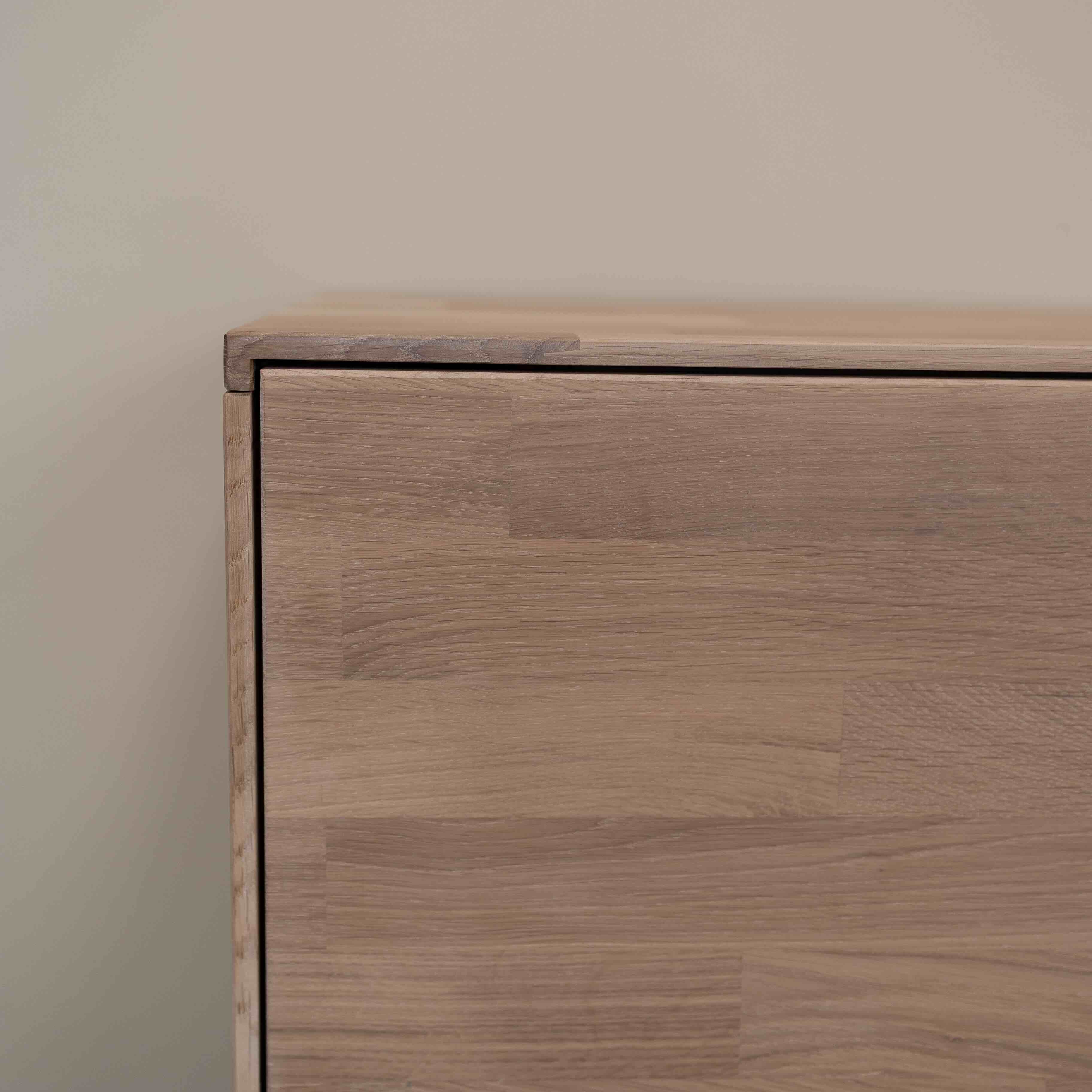 Mueble de TV de madera maciza de roble Escandi | NordicStory - Image 10