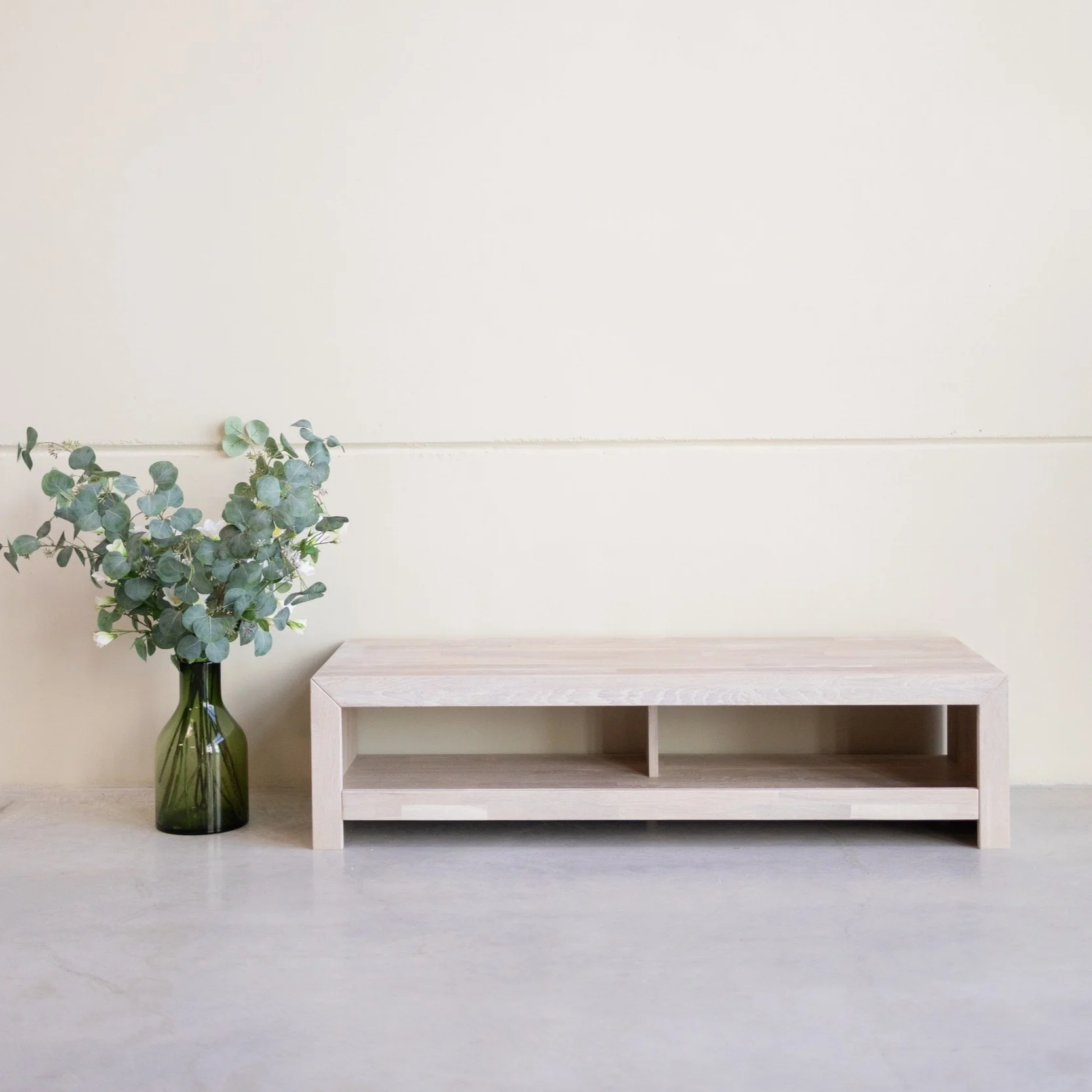 Mueble de TV de madera maciza de roble Kaira | NordicStory - Image 8