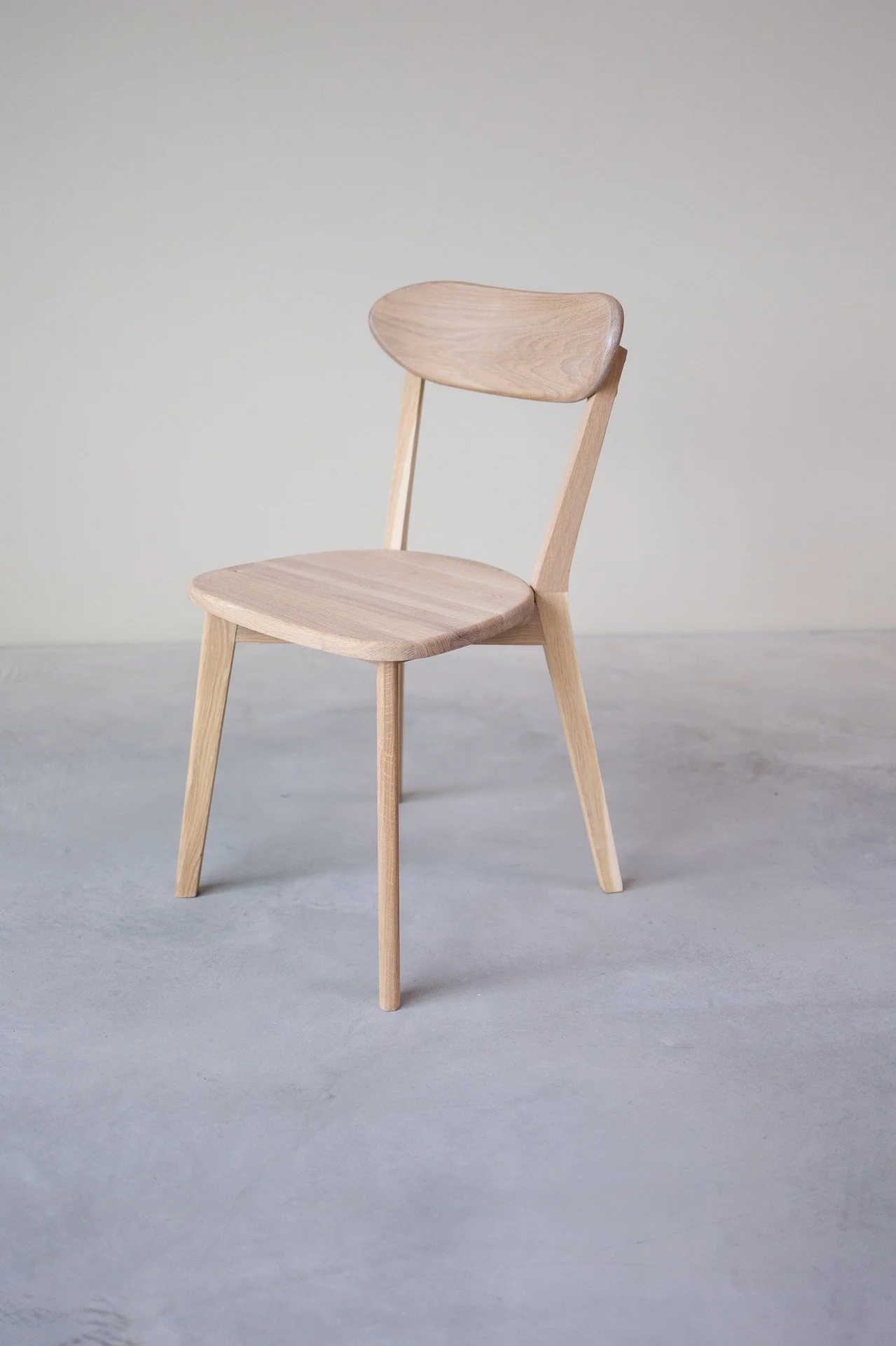 Pack de 2 o 4 Sillas de Comedor de Madera Maciza de Roble Isku | NordicStory - Image 15