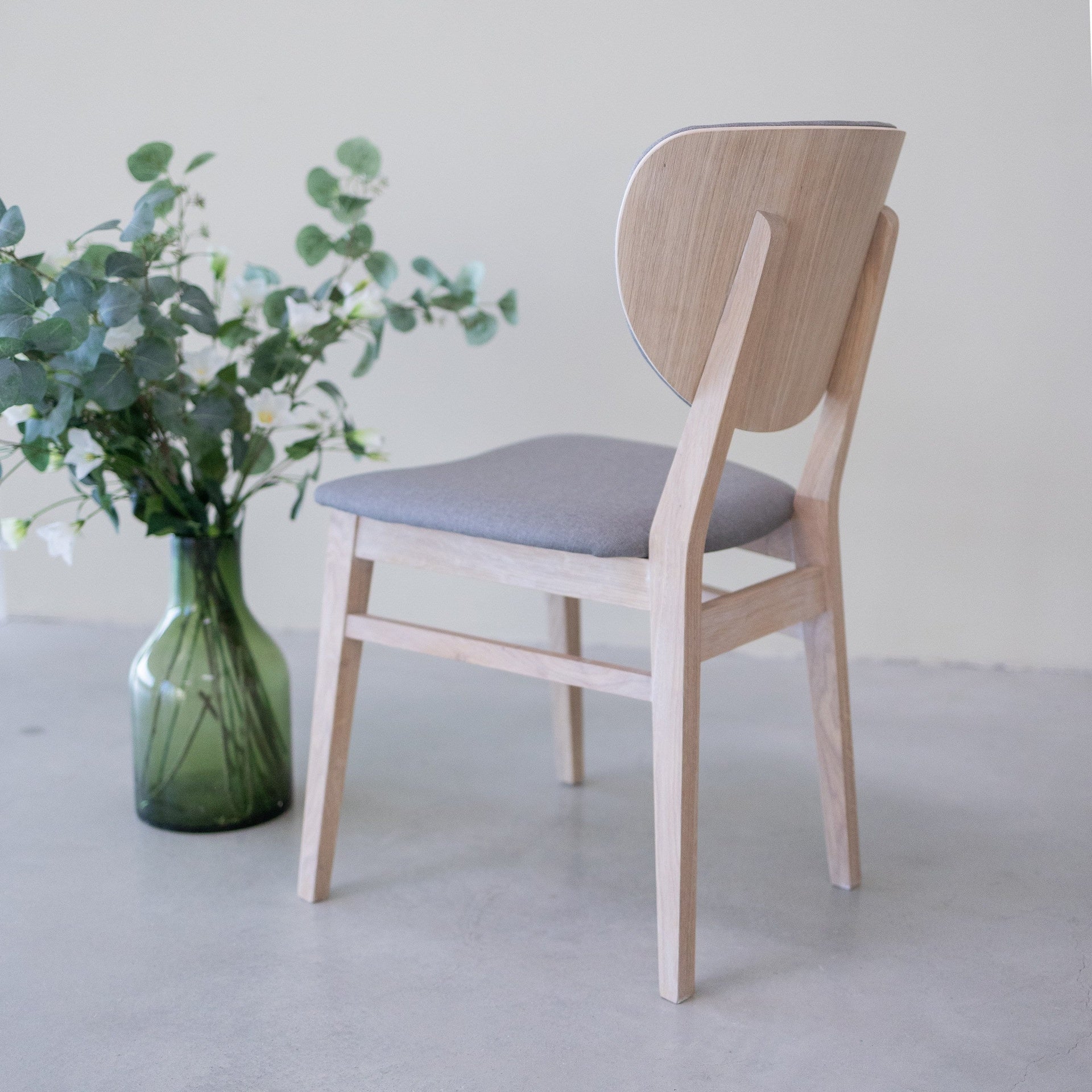 Pack de 2 o 4 Sillas de Comedor Nova, Estructura de Madera Maciza de Roble Blanqueado | NordicStory - Image 4