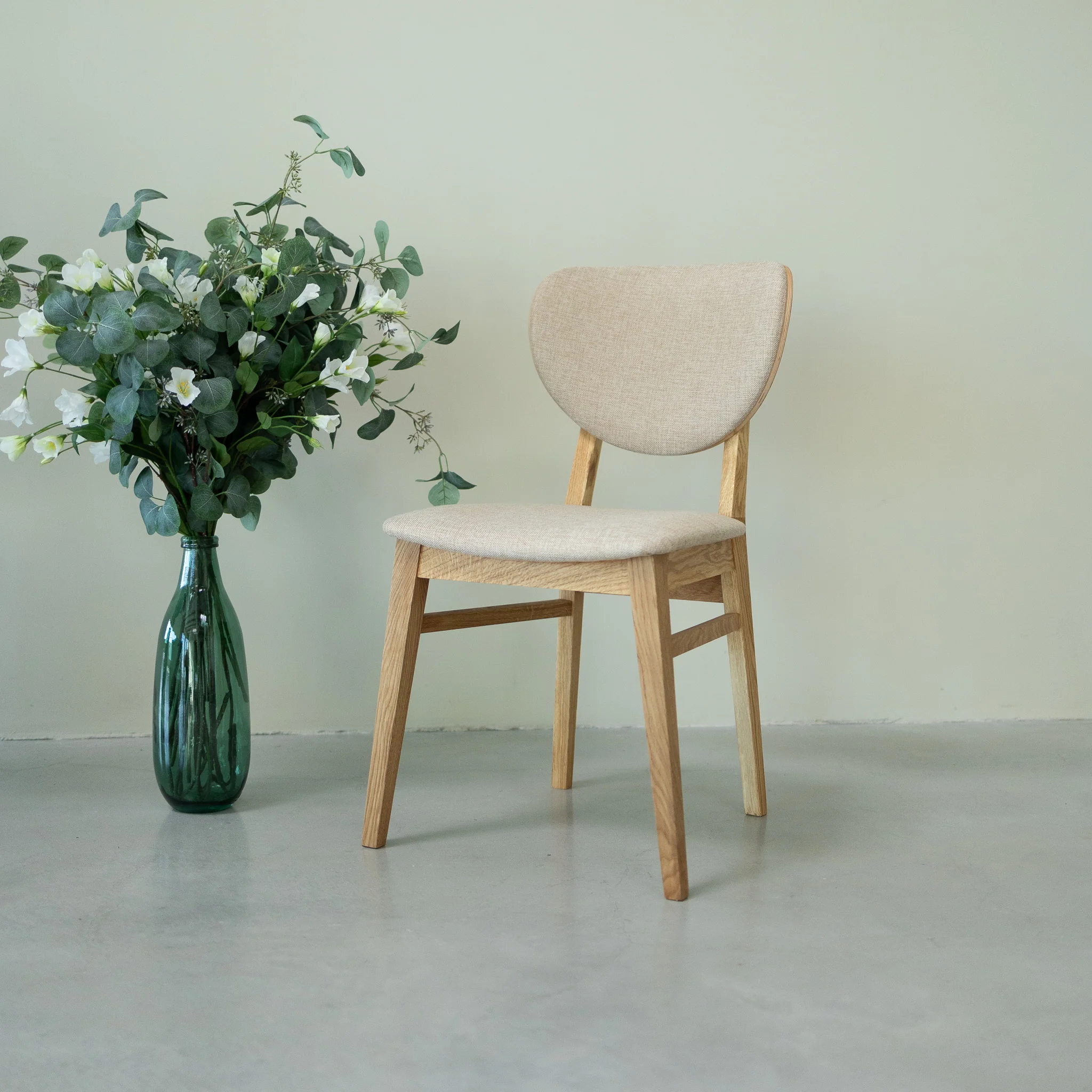 Pack de 2 o 4 Sillas de Comedor Nova, Estructura de Madera Maciza de Roble, Tapizado | NordicStory - Image 16