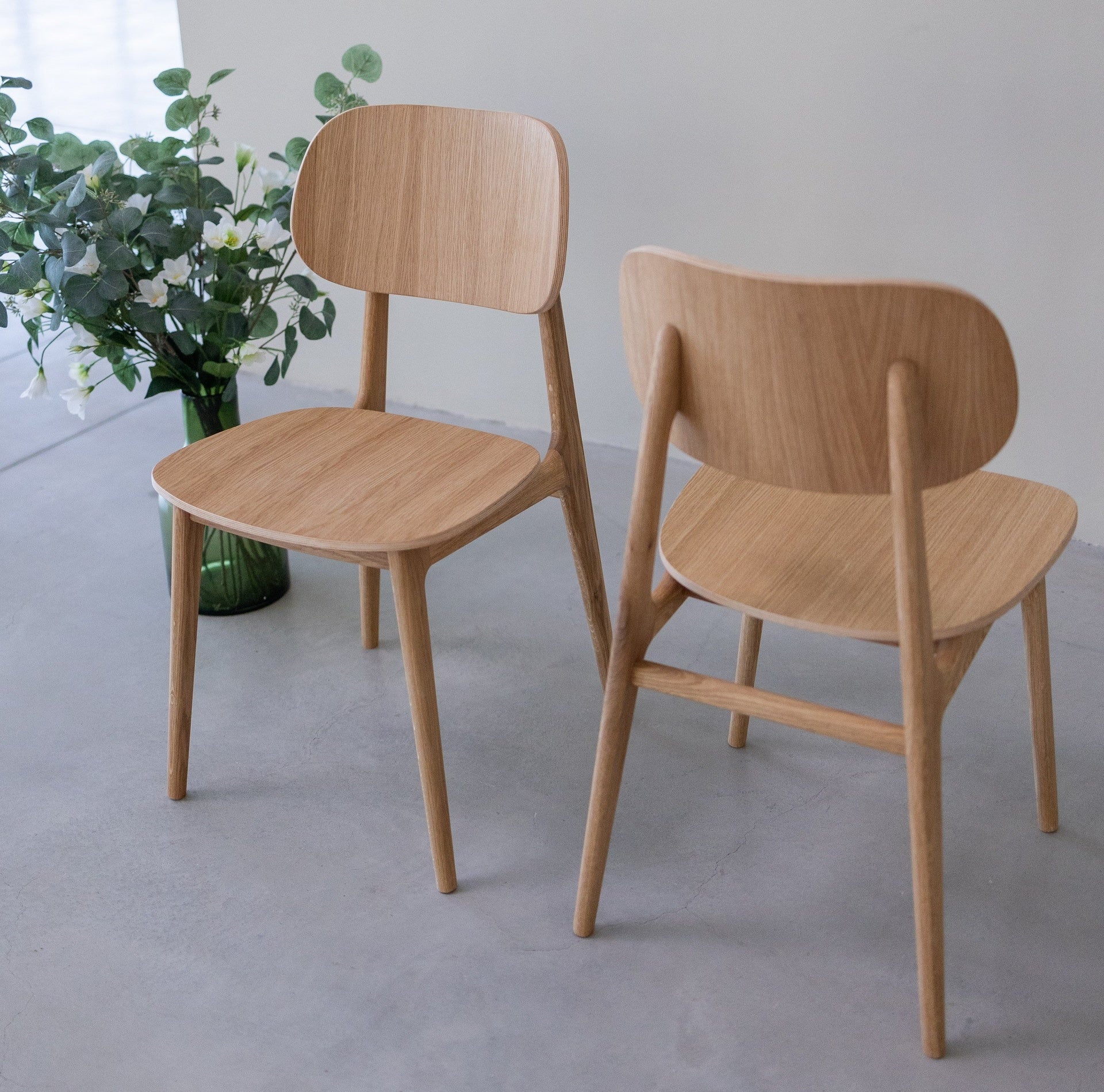Pack de 2 o 4 Sillas de Comedor Varde, Estructura de Madera Maciza de Roble | NordicStory - Image 7