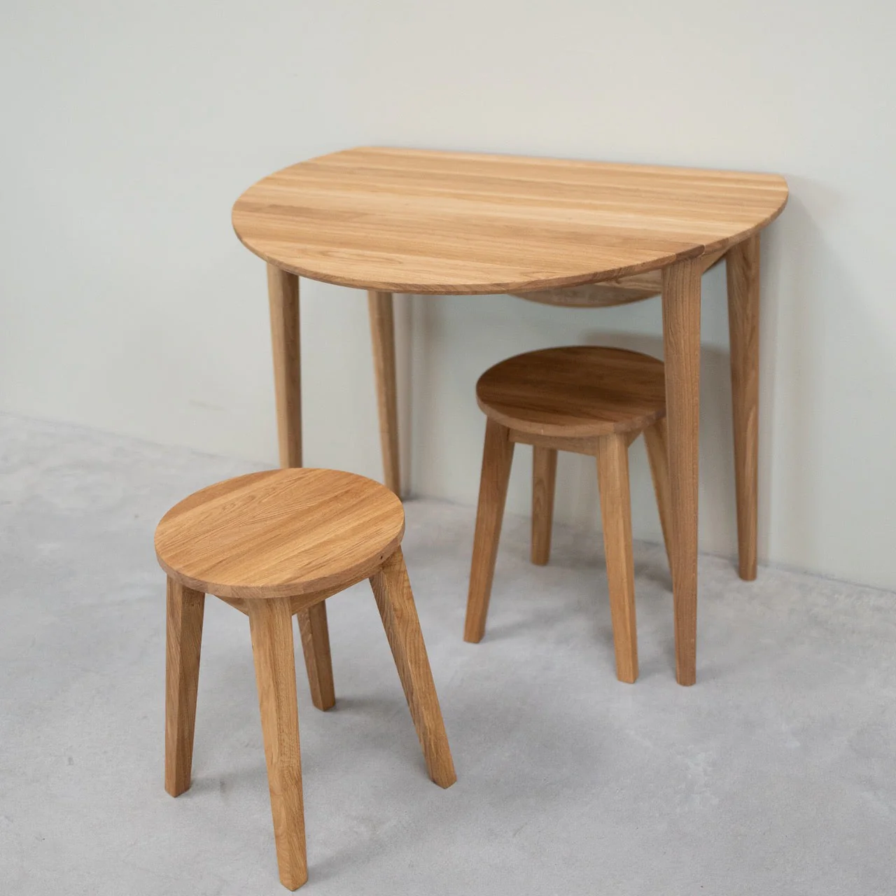 Pack de 2 o 4 Taburetes de Comedor de Madera Maciza de Roble Diana | NordicStory - Image 6