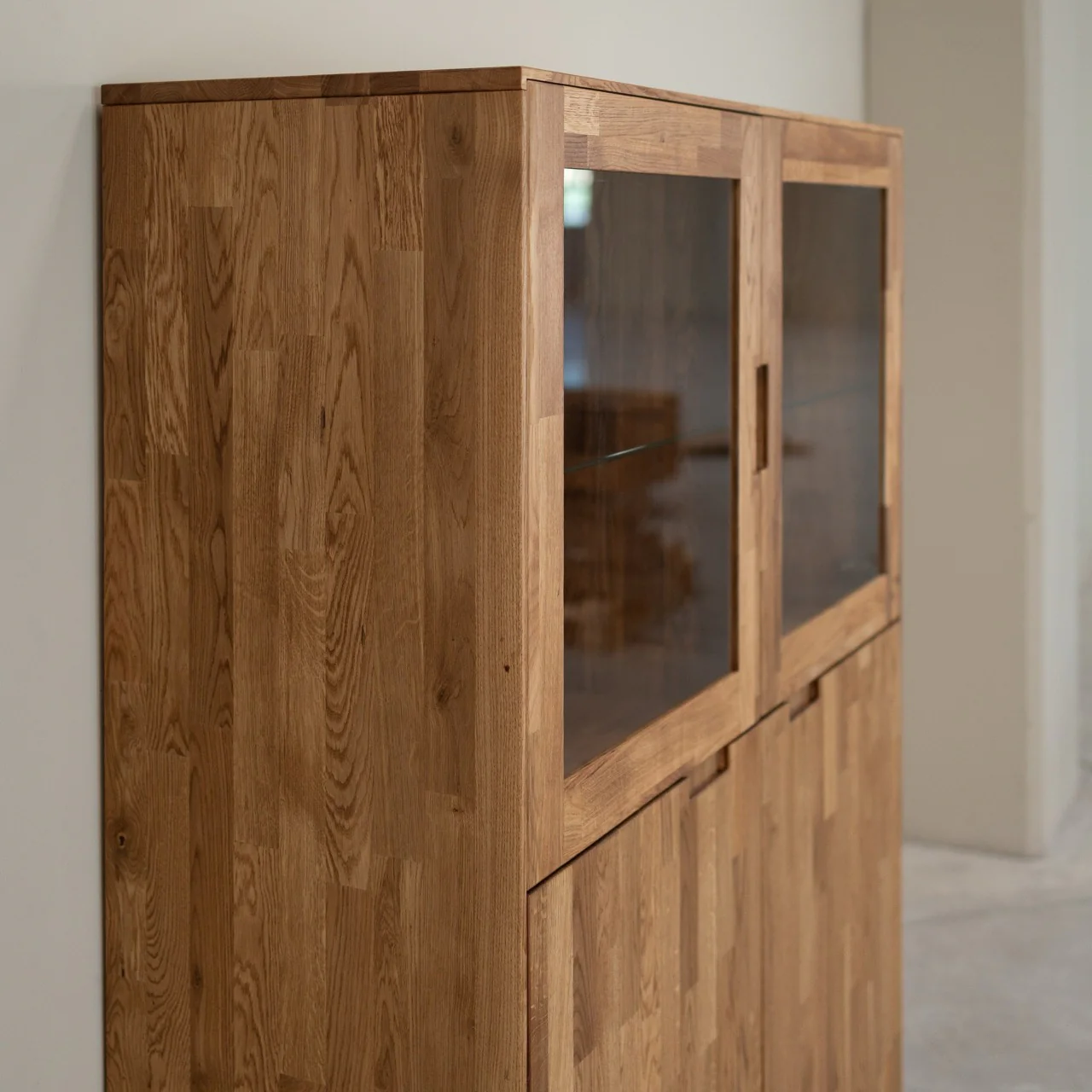 Armario Vitrina de madera maciza de roble Escandi 3 | NordicStory - Image 12