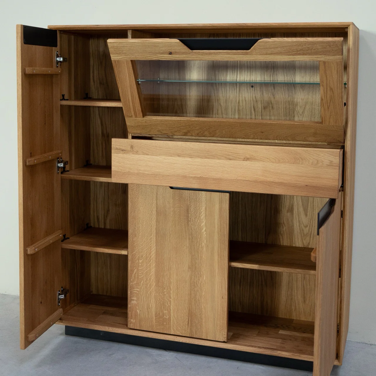 Vitrina de madera maciza roble Bremen 3 | NordicStory - Image 5