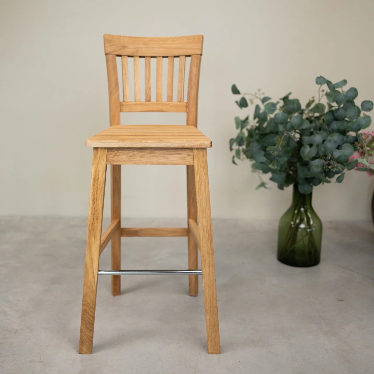 Sillas de madera maciza