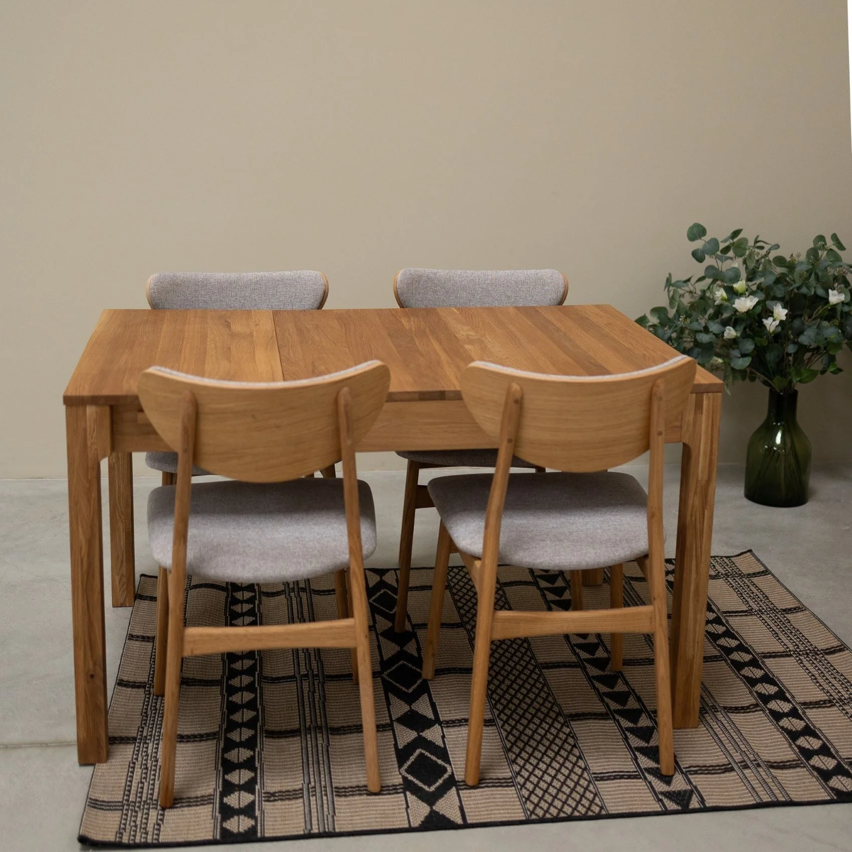 Pack de 2 o 4 Sillas de Comedor de Madera Maciza de Roble Maxwell, tapizado | NordicStory - Image 3