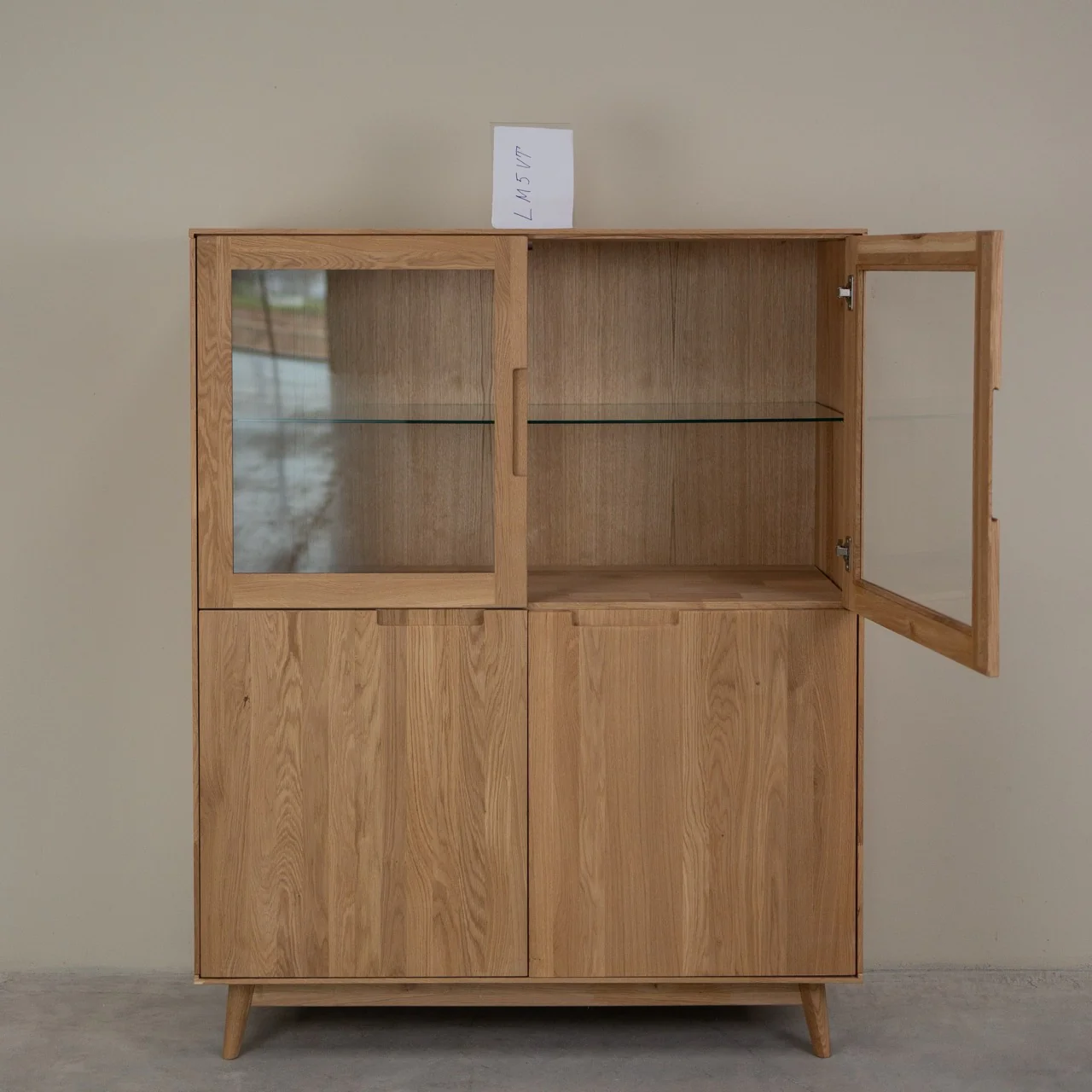 Vitrina de madera maciza roble Escandi Atelier | NordicStory - Image 8