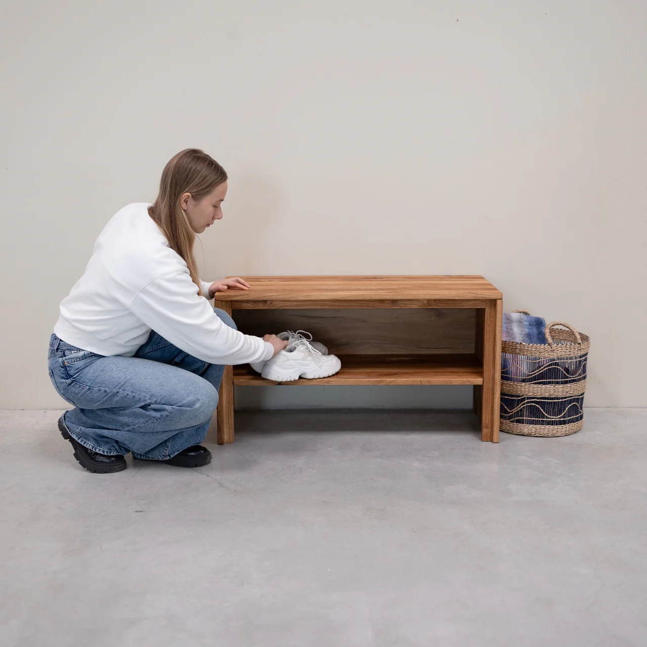 Zapatero de madera maciza de roble Pola | NordicStory - Image 6